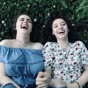 Meet your Posher, Avery